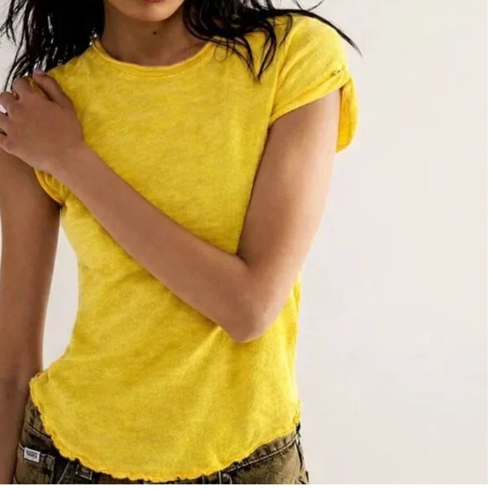 Free People x We The Free Be My Baby Tee in Yellow T-shirt Top New